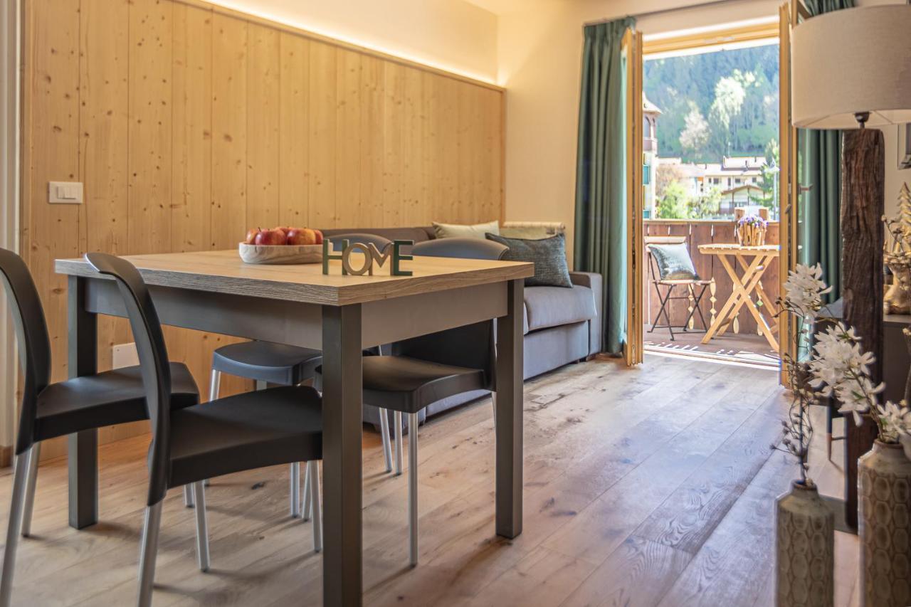 Suite Italy Pinzolo Due Giustino 外观 照片