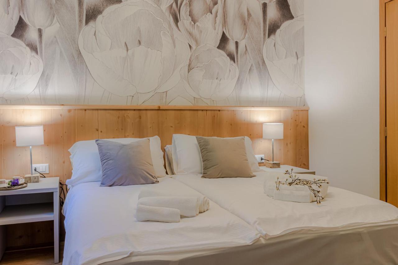 Suite Italy Pinzolo Due Giustino 外观 照片